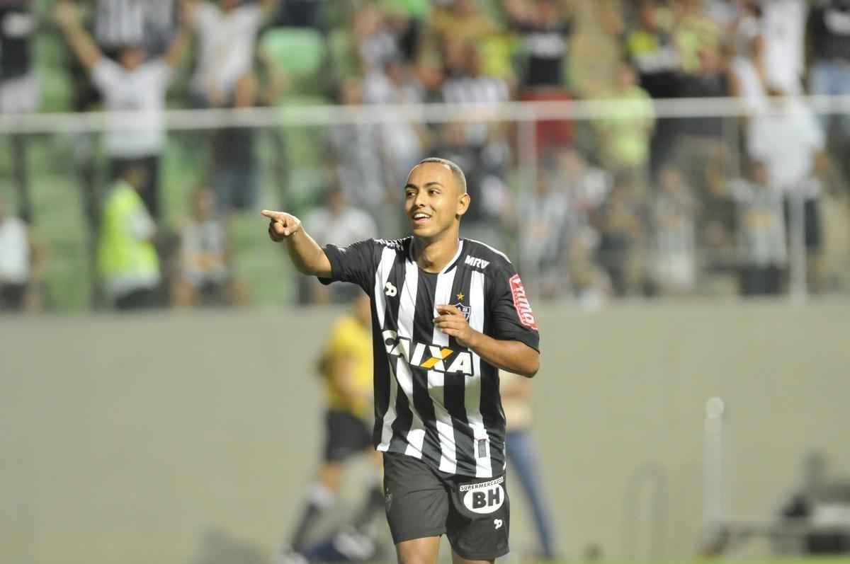 Imagens do jogo entre Atltico e Boa Esporte no Independncia