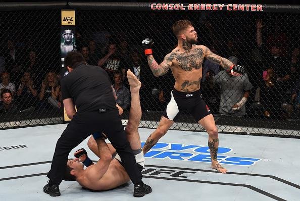 Cody Garbrandt venceu Augusto Tanquinho por nocaute tcnico a 4min18seg do primeiro round