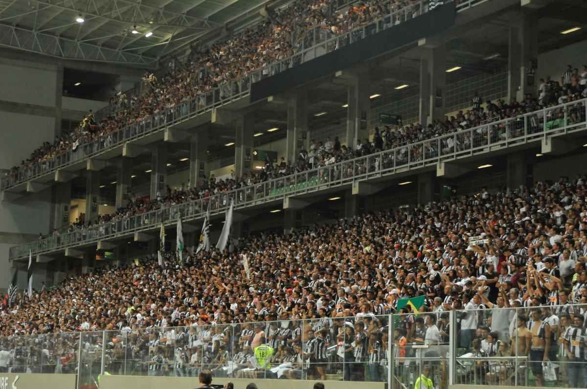 Torcida atleticana lotou o Independncia, nesta quarta-feira, para a estreia em casa pela Copa Libertadores