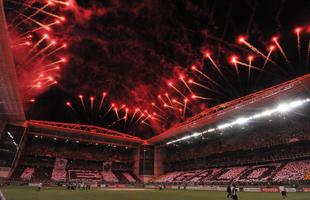 Fotos da torcida do Atltico no Independncia em dia de estreia de Robinho