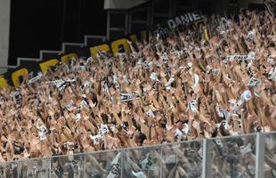 Fotos da torcida do Atltico no Independncia em dia de estreia de Robinho