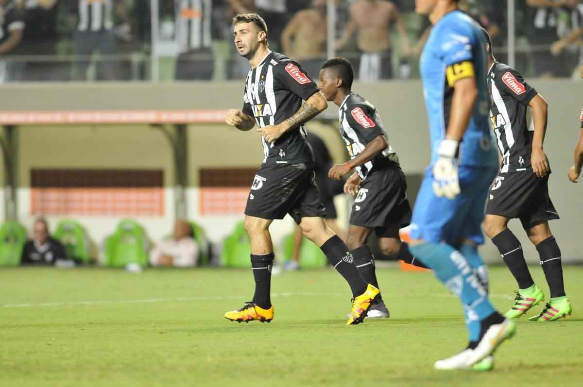 Atltico marcou gol sobre o Del Valle logo aos trs minutos, com Pratto, e explodiu Independncia
