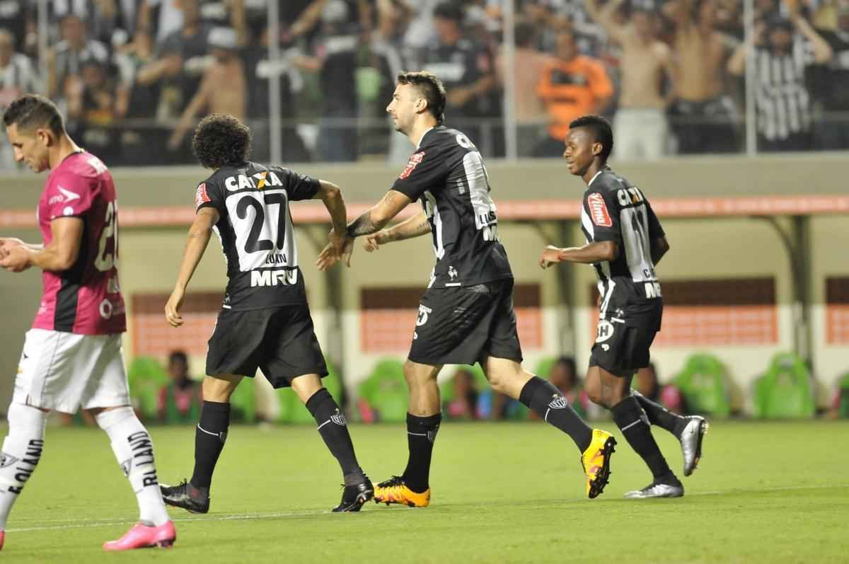 Atltico marcou gol sobre o Del Valle logo aos trs minutos, com Pratto, e explodiu Independncia