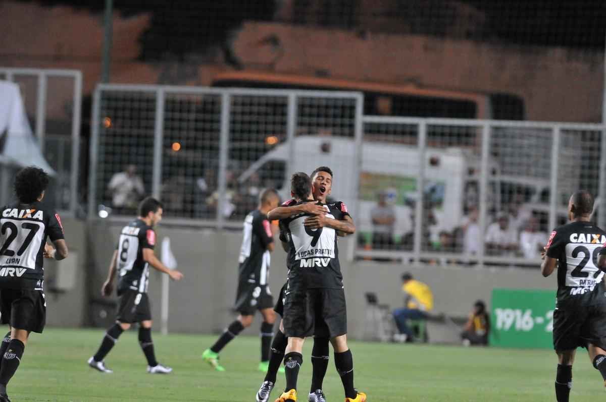 Atltico marcou gol sobre o Del Valle logo aos trs minutos, com Pratto, e explodiu Independncia