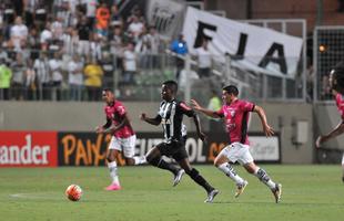 Atltico marcou gol sobre o Del Valle logo aos trs minutos, com Pratto, e explodiu Independncia