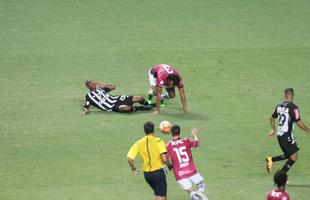 Robinho entrou em aos dez do segundo tempo, e ainda no teve noite brilhante no Galo