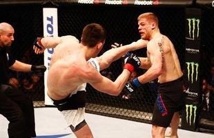  Scott Askham venceu Chris Dempsey por nocaute aos 4min45seg do primeiro round