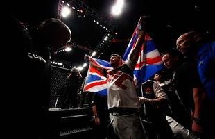 Spider voltou ao UFC com rev�s. Brasileiro chegou a derrubar Bisping com uma joelhada, achou que tinha vencido por nocaute, mas round havia encerrado. No fim, brasileiro acabou perdendo luta por pontos