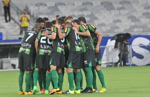 Lances do primeiro tempo do clssico entre Cruzeiro e Amrica, no Mineiro, pelo Mineiro