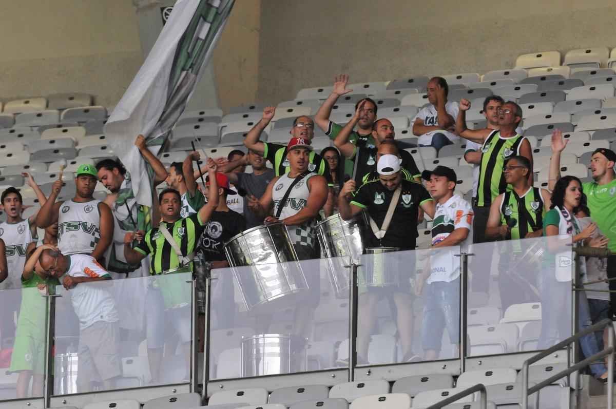 Torcidas no primeiro clssico do Mineiro 2016
