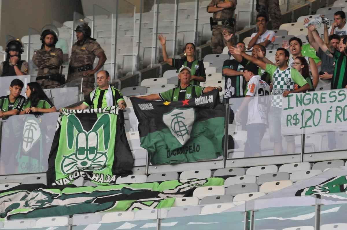 Torcidas no primeiro clssico do Mineiro 2016