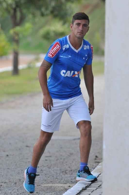 Arrascaeta no participou de jogo-treino e fez apenas trabalhos regenerativos