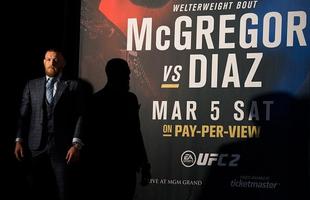 Media Day do UFC 196 - Conor McGregor entra para a coletiva