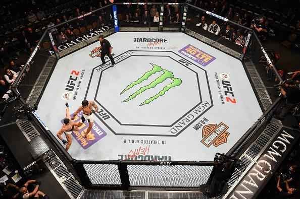 UFC 196, em Las Vegas - vista geral do octgono, de cima do MGM Grand Garden Arena
