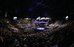 UFC 196, em Las Vegas - Fs lotam o MGM Grand Garden Arena para os duelos principais