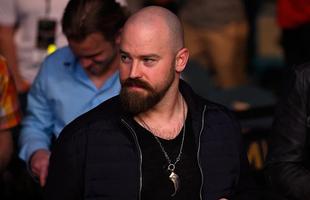 Astros presentes no UFC 196 - Cantor Zac Brown