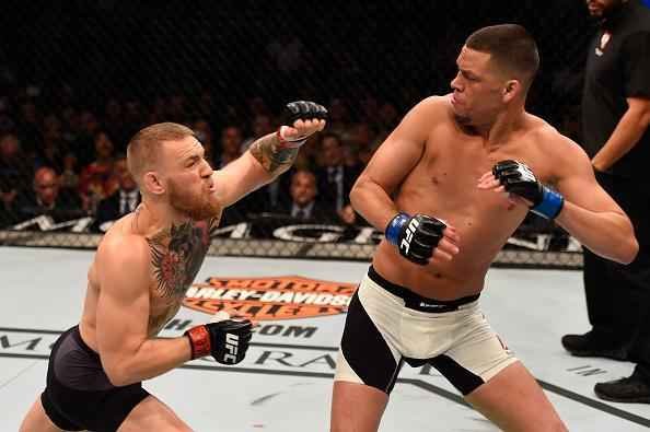 Nate Diaz vence Conor McGregor por finalizao na luta principal do UFC 196