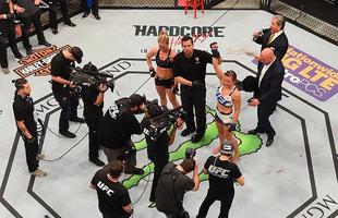 Miesha Tate finaliza Holly Holm com mata-leo, no quinto round, e conquista cinturo peso galo