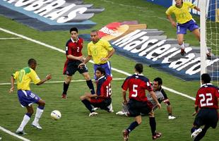 Brasil 5 x 0 Chile - 4/9/2005 - Eliminatrias (um gol)
