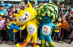 Vincius e Tom representam a fauna e a flora brasileiras nos Jogos Olmpicos do Rio de Janeiro