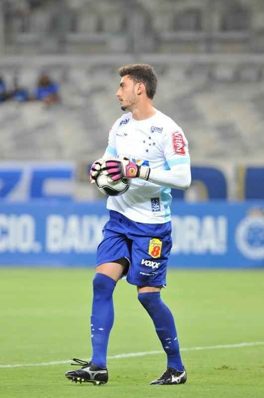 Cruzeiro e Atltico-PR jogaram no Mineiro pela terceira rodada do Grupo C da Primeira Liga