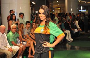 Amrica apresentou coleo de uniformes 2016, desenhados pelo estilista Ronaldo Fraga e produzidos pela Lupo