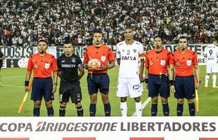 Imagens do jogo entre Colo Colo e Atltico pela Libertadores