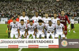 Imagens do jogo entre Colo Colo e Atltico pela Libertadores