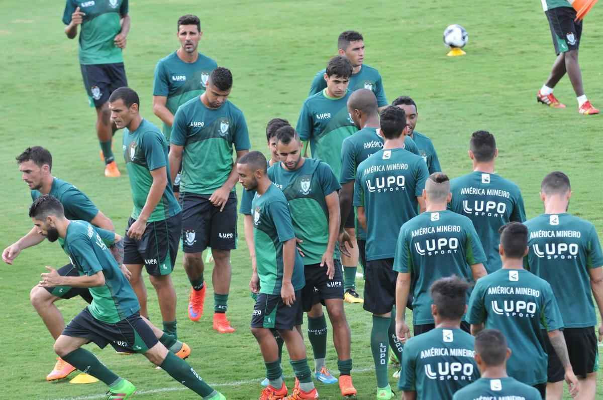 Fotos do treino do Amrica realizado na tarde desta sexta-feira (11/03), no Lanna Drumond