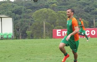 Com novo uniforme de treino, Amrica encerra preparao para clssico contra Atltico, neste domingo, no Horto, pelo Campeonato Mineiro 