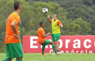 Com novo uniforme de treino, Amrica encerra preparao para clssico contra Atltico, neste domingo, no Horto, pelo Campeonato Mineiro 