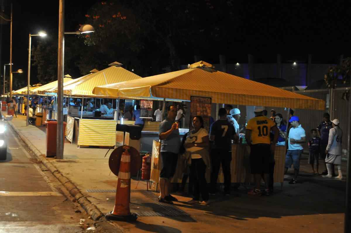 Imagens do retorno da Feira de Convenincia no Mineiro