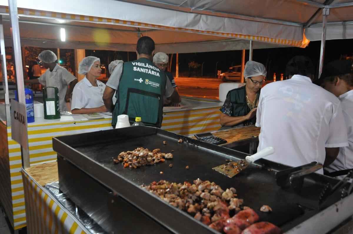 Imagens do retorno da Feira de Convenincia no Mineiro