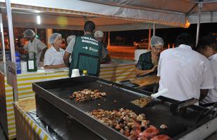 Imagens do retorno da Feira de Convenincia no Mineiro