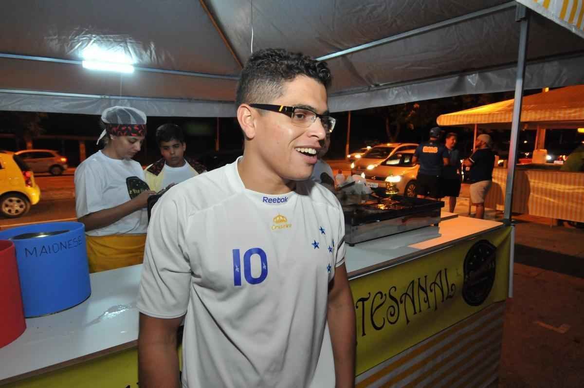 Imagens do retorno da Feira de Convenincia no Mineiro