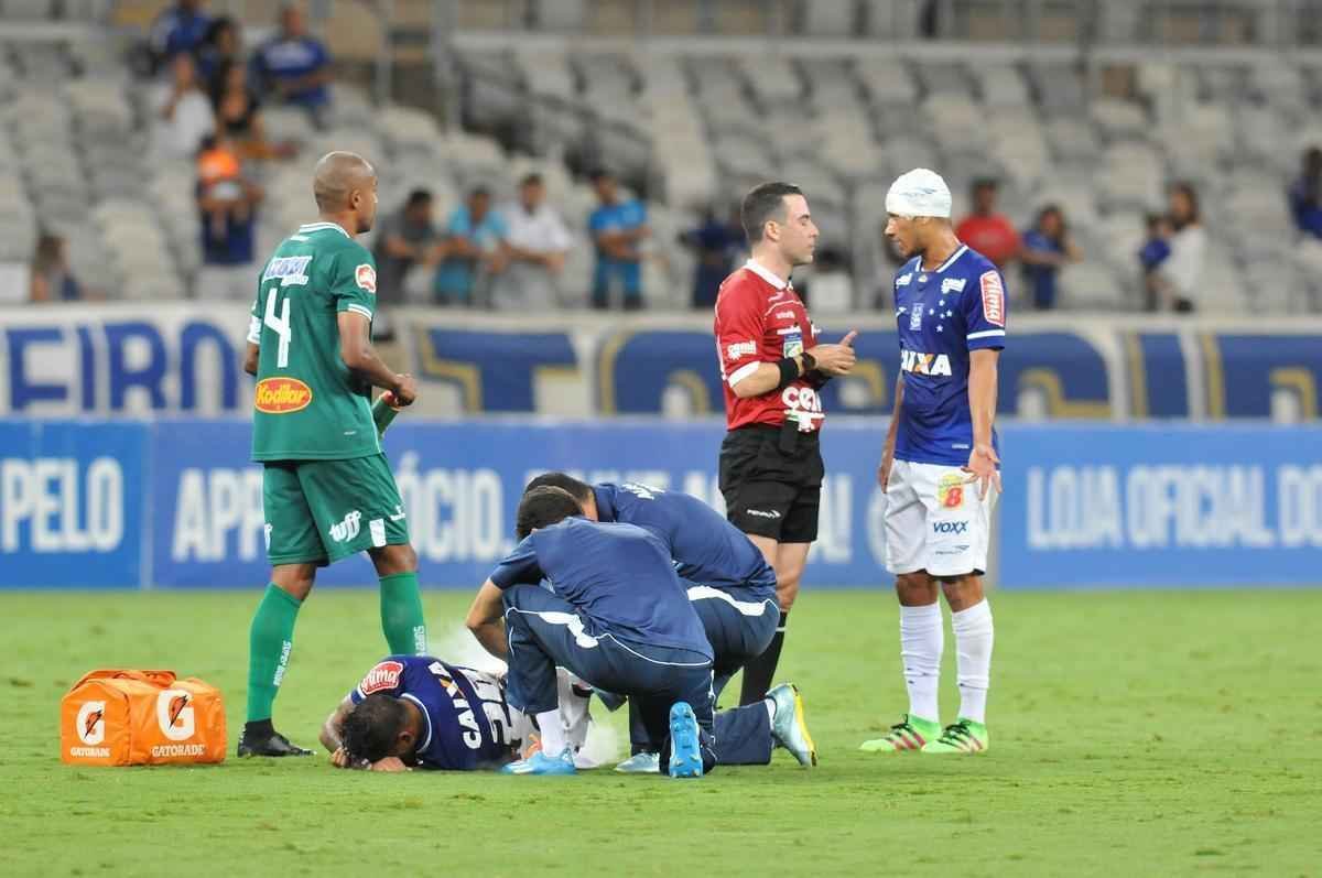 Imagens do jogo entre Cruzeiro e Uberlndia no Mineiro