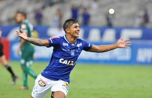 Lucas Romero marcou, de pnalti, seu primeiro gol com a camisa do Cruzeiro