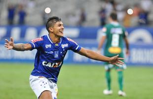 Lucas Romero marcou, de pnalti, seu primeiro gol com a camisa do Cruzeiro