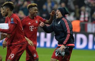 O Bayern de Munique conseguiu um vitria histria sobre a Juventus nesta quarta-feira para avanar s quartas de final da Liga dos Campees. Aps sair perdendo por 2 a 0, conseguiu o empate aos 45 minutos do segundo tempo e garantiu o triunfo por 4 a 2 no segundo tempo da prorrogao. O jovem Coman, de apenas 19 anos, est no Bayern emprestado pela Juventus, participou dos dois gols no tempo normal e marcou o tento que fechou a contagem na Allianz Arena.