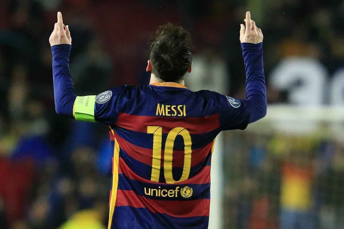 Se no jogo de ida Lionel Messi concentrou todas as atenes, desta vez o Barcelona contou com o brilho de todo o trio MSN para vencer novamente o Arsenal, nesta quarta-feira. Com um gol de Messi, outro de Neymar e mais um Luis Surez, o time espanhol bateu o rival ingls por 3 a 1, acumulando 5 a 1 no placar agregado, no Camp Nou sob chuva. O novo triunfo selou com folga a vaga nas quartas de final da Liga dos Campees.