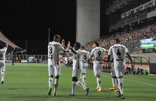 Fotos da partida entre Atltico e Colo Colo pela Copa Libertadores