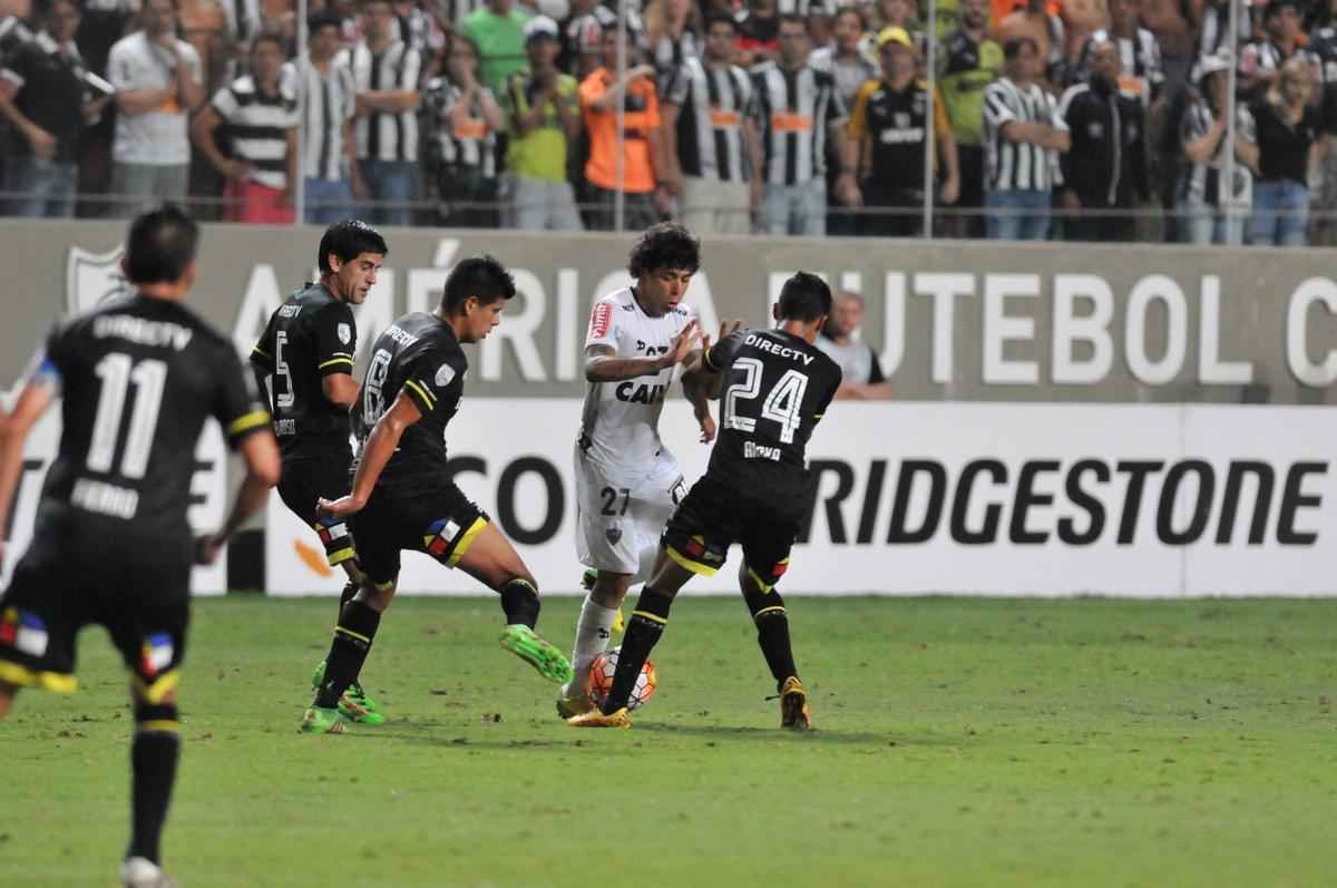 Fotos da partida entre Atltico e Colo Colo pela Copa Libertadores