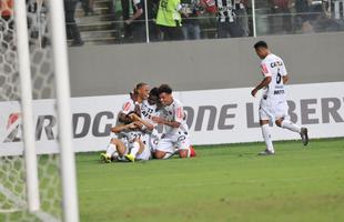 Fotos da partida entre Atltico e Colo Colo pela Copa Libertadores