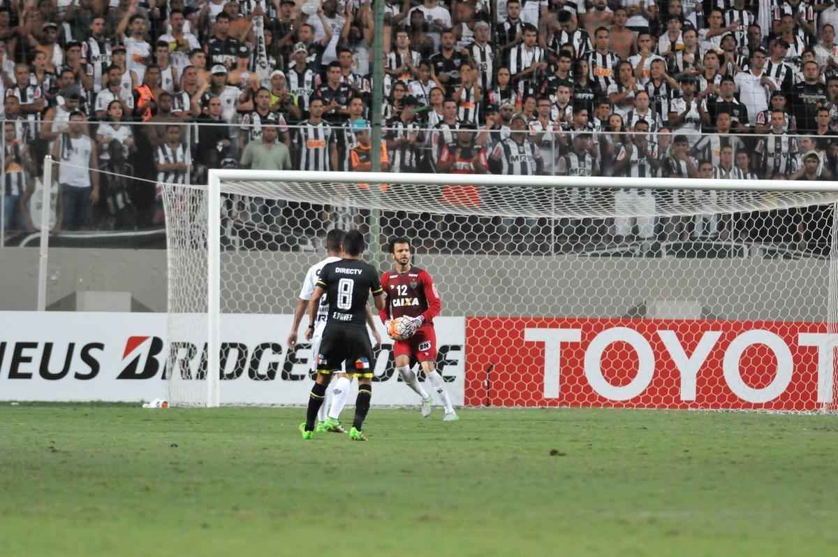 Fotos da partida entre Atltico e Colo Colo pela Copa Libertadores