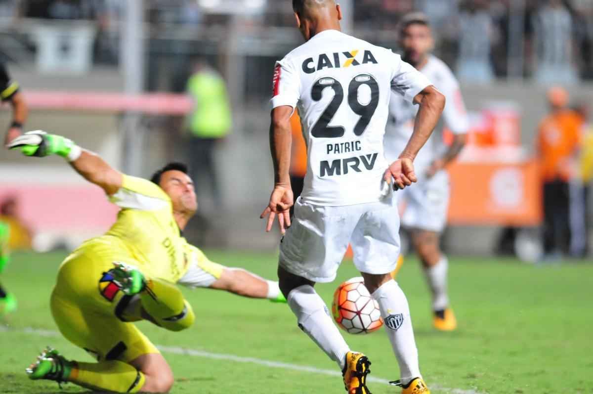 Fotos da partida entre Atltico e Colo Colo pela Copa Libertadores