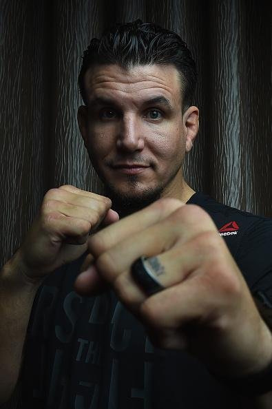Ex-campeo dos pesados, Frank Mir 