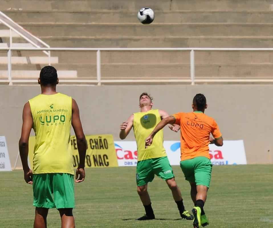 Imagens do treino do Amrica em Muria