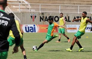 Imagens do treino do Amrica em Muria