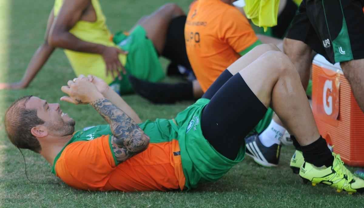 Imagens do treino do Amrica em Muria