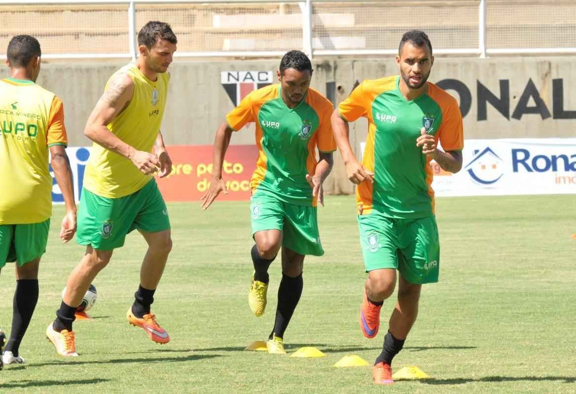 Imagens do treino do Amrica em Muria